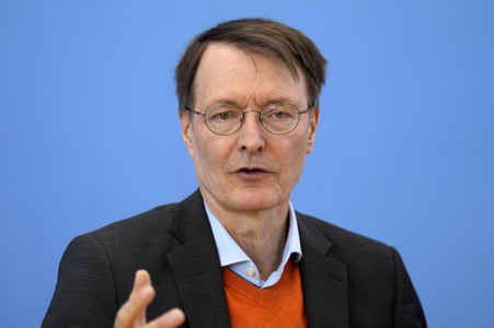 Bundespressekonferenz Der Bundes-Klinik-Atlas in Berlin