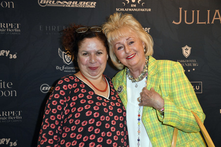 Carpet Lounge Berlin x Julian F.M. Stoeckel in Berlin