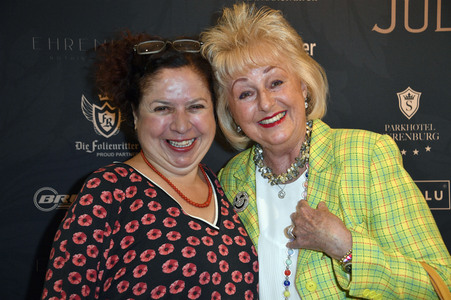 Carpet Lounge Berlin x Julian F.M. Stoeckel in Berlin