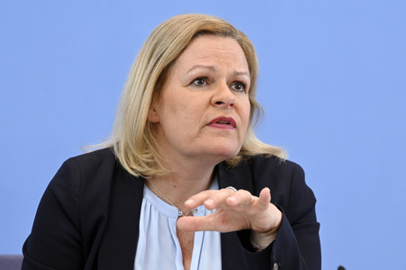 Bundespressekonferenz Fallzahlen für die Politisch Motivierte Kriminalität (PMK) 2023 in Berlin