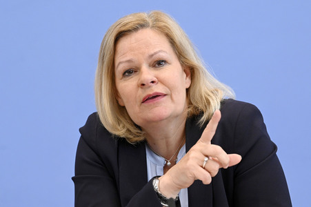 Bundespressekonferenz Fallzahlen für die Politisch Motivierte Kriminalität (PMK) 2023 in Berlin