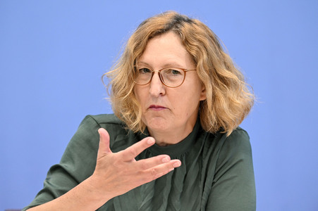 Bundespressekonferenz Jahresstatistik 2023 zu rechter und rassistischer Gewalt in Berlin