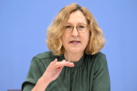 Bundespressekonferenz Jahresstatistik 2023 zu rechter und rassistischer Gewalt in Berlin