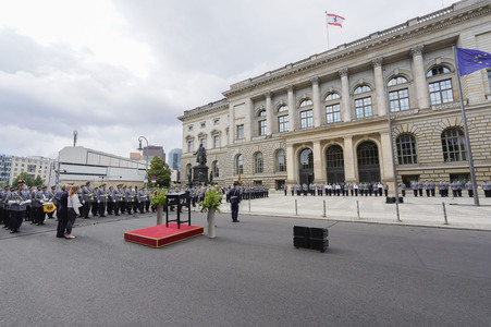 Feierliches Gelöbnis von Soldatinnen und Soldaten der Bundeswehr in Berlin