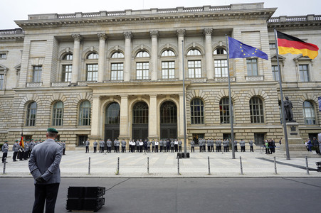 Feierliches Gelöbnis von Soldatinnen und Soldaten der Bundeswehr in Berlin