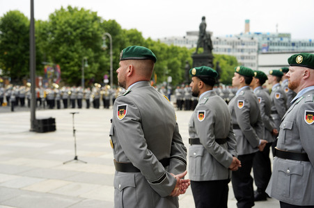 Feierliches Gelöbnis von Soldatinnen und Soldaten der Bundeswehr in Berlin