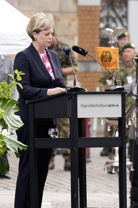 Feierliches Gelöbnis von Soldatinnen und Soldaten der Bundeswehr in Berlin