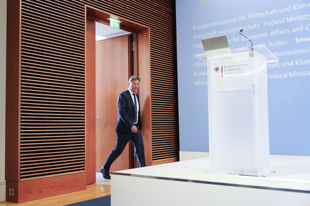 Pressekonferenz mit Robert Habeck in Berlin