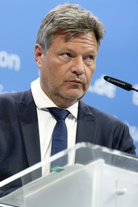 Pressekonferenz mit Robert Habeck in Berlin