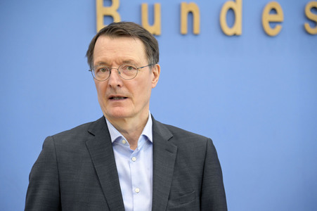 Bundespressekonferenz Kabinettsbeschluss zum Versorgungsstärkungsgesetz in Berlin