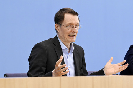 Bundespressekonferenz Kabinettsbeschluss zum Versorgungsstärkungsgesetz in Berlin