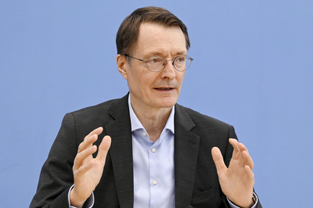 Bundespressekonferenz Kabinettsbeschluss zum Versorgungsstärkungsgesetz in Berlin