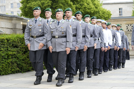 Feierliches Gelöbnis von Soldatinnen und Soldaten der Bundeswehr in Berlin