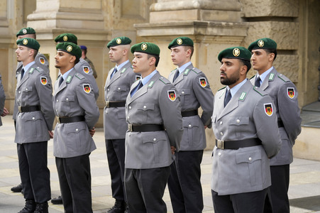 Feierliches Gelöbnis von Soldatinnen und Soldaten der Bundeswehr in Berlin