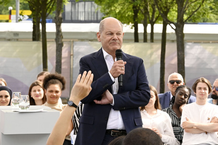 Demokratiefest zu 75 Jahren Grundgesetz in Berlin