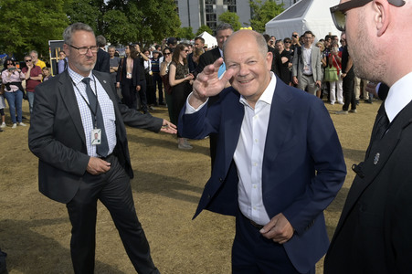 Demokratiefest zu 75 Jahren Grundgesetz in Berlin