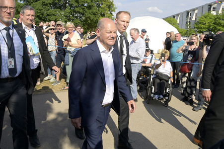 Demokratiefest zu 75 Jahren Grundgesetz in Berlin