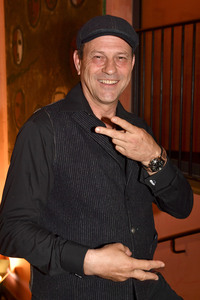 Theaterpremiere 'Die Kehrseite der Medaille' in München