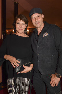 Theaterpremiere 'Die Kehrseite der Medaille' in München