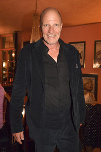 Theaterpremiere 'Die Kehrseite der Medaille' in München