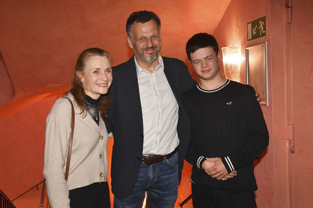 Theaterpremiere 'Die Kehrseite der Medaille' in München