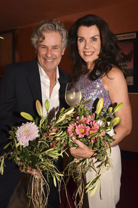 Theaterpremiere 'Die Kehrseite der Medaille' in München