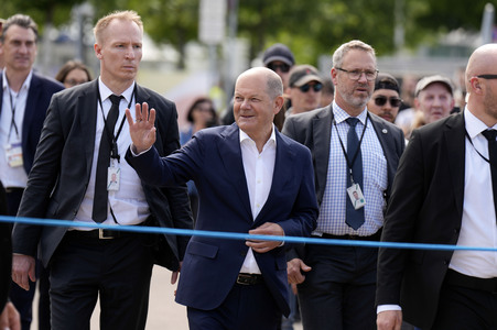 Demokratiefest zu 75 Jahren Grundgesetz in Berlin