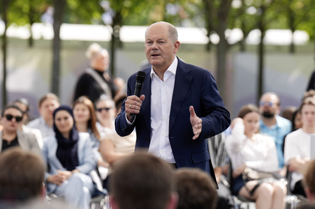 Demokratiefest zu 75 Jahren Grundgesetz in Berlin