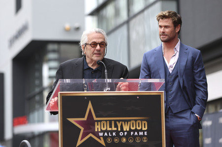 Chris Hemswoth erhält einen Stern auf dem Hollywood Walk of Fame in Los Angeles