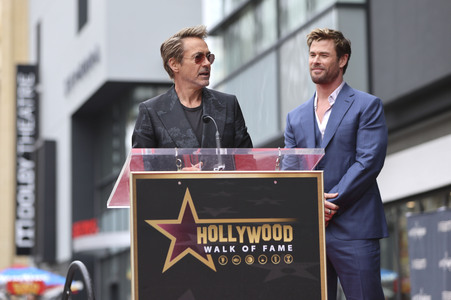 Chris Hemswoth erhält einen Stern auf dem Hollywood Walk of Fame in Los Angeles