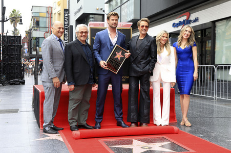 Chris Hemswoth erhält einen Stern auf dem Hollywood Walk of Fame in Los Angeles