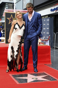 Chris Hemswoth erhält einen Stern auf dem Hollywood Walk of Fame in Los Angeles