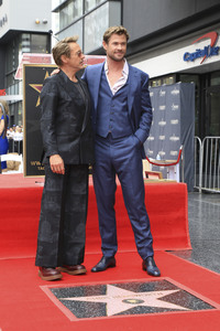 Chris Hemswoth erhält einen Stern auf dem Hollywood Walk of Fame in Los Angeles