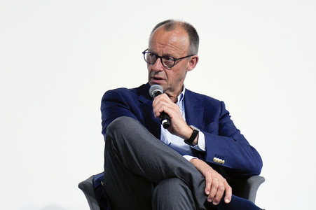 Demokratiefest zu 75 Jahren Grundgesetz in Berlin