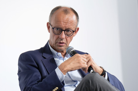 Demokratiefest zu 75 Jahren Grundgesetz in Berlin