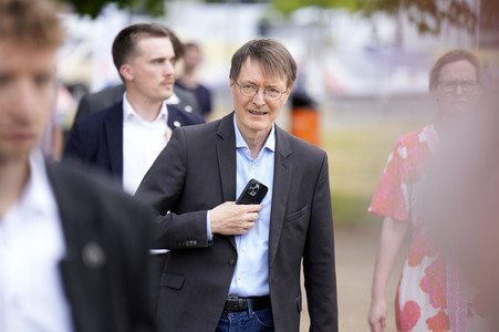 Demokratiefest zu 75 Jahren Grundgesetz in Berlin