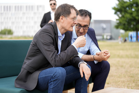 Demokratiefest zu 75 Jahren Grundgesetz in Berlin