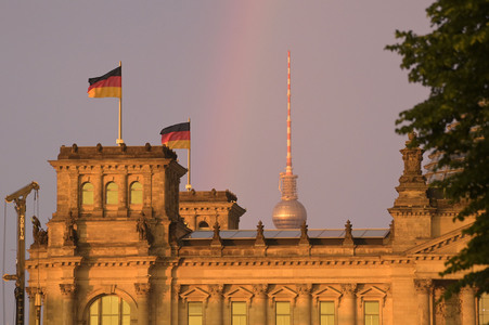 Konzert von Glasperlenspiel beim Demokratiefest zu 75 Jahren Grundgesetz in Berlin