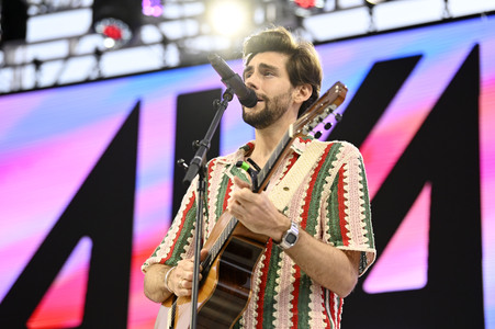 Konzert von Álvaro Soler beim Demokratiefest zu 75 Jahren Grundgesetz in Berlin