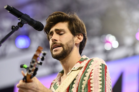Konzert von Álvaro Soler beim Demokratiefest zu 75 Jahren Grundgesetz in Berlin