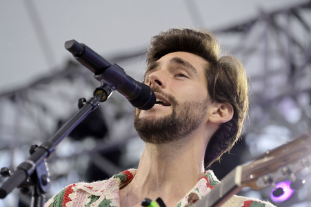 Konzert von Álvaro Soler beim Demokratiefest zu 75 Jahren Grundgesetz in Berlin