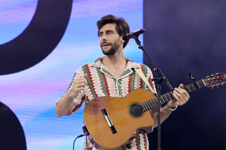 Konzert von Álvaro Soler beim Demokratiefest zu 75 Jahren Grundgesetz in Berlin