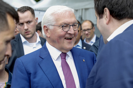 Tag der offenen Tür in der Villa Hammerschmidt und 'Fest der Demokratie' in Bonn