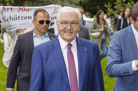 Tag der offenen Tür in der Villa Hammerschmidt und 'Fest der Demokratie' in Bonn