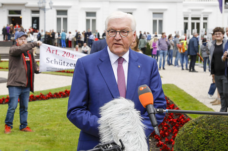 Tag der offenen Tür in der Villa Hammerschmidt und 'Fest der Demokratie' in Bonn