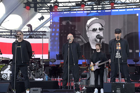 Abschlussveranstaltung beim Demokratiefest zu 75 Jahren Grundgesetz in Berlin