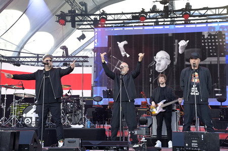 Abschlussveranstaltung beim Demokratiefest zu 75 Jahren Grundgesetz in Berlin