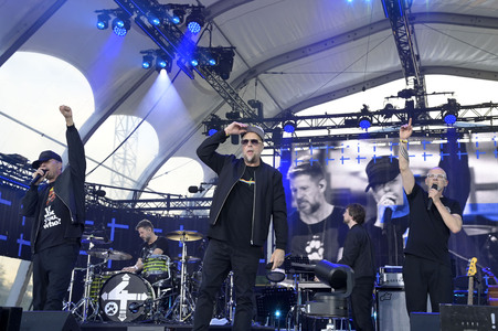 Abschlussveranstaltung beim Demokratiefest zu 75 Jahren Grundgesetz in Berlin