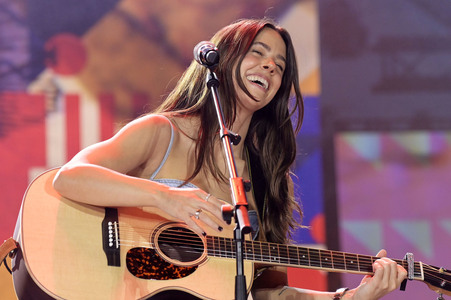 Abschlussveranstaltung beim Demokratiefest zu 75 Jahren Grundgesetz in Berlin