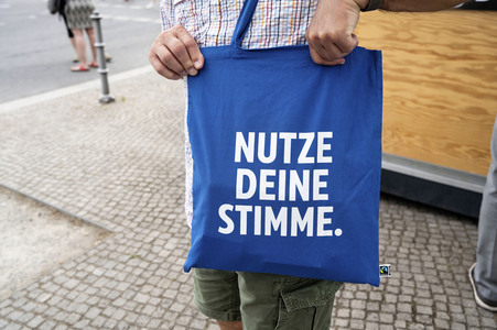 Impressionen vom Demokratiefest zu 75 Jahren Grundgesetz in Berlin